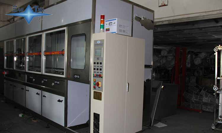 三槽超聲波清洗機生產(chǎn)廠家哪家好？