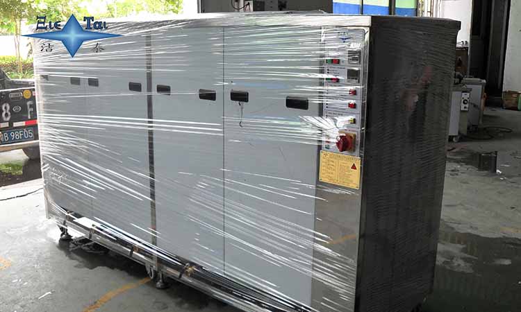 超聲波清洗機設備,幫您快速清洗LED燈等飾品! 超聲波清洗機設備,幫您快速清洗LED燈等飾品!