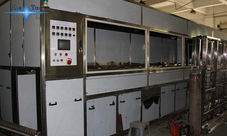 超聲波清洗機(jī)的清洗槽是哪些材質(zhì)?清洗溫度多少度適宜? 超聲波清洗機(jī)的清洗槽是哪些材質(zhì)?清洗溫度多少度適宜?