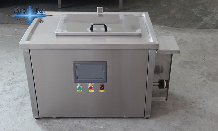 清洗未來(lái)：超聲波清洗器引領(lǐng)新材料領(lǐng)域的技術(shù)革新